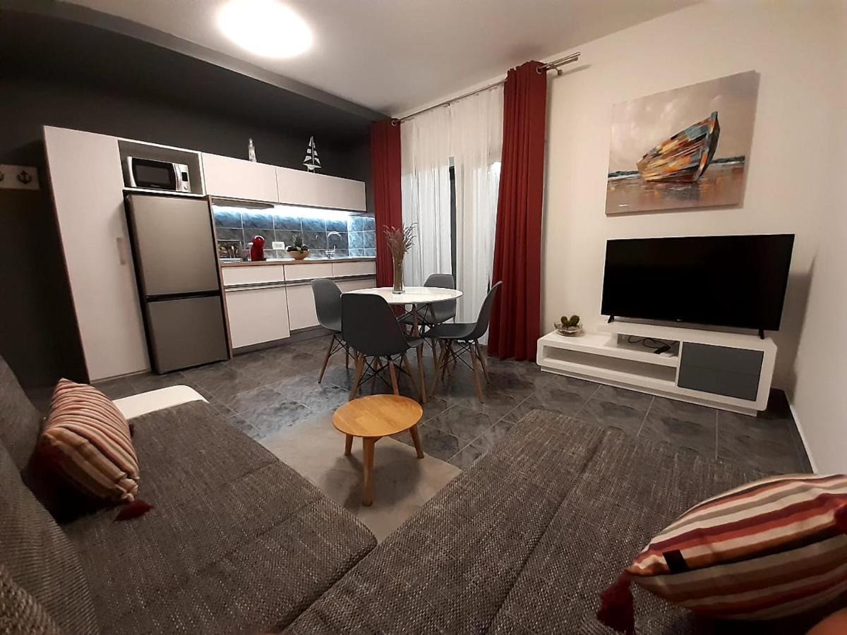 Solis Adriaticum Apartments Jasenice  Eksteriør bilde